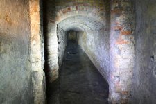 Unter einer Stadt7 (Small).JPG Unter einer Stadt7 (Small).JPG
