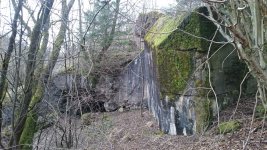 Bunker 134 Doppel MG Kasematte Regelbau107 Sonderkonstruktion für Steilhänge (17).JPG