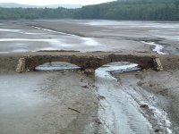 Bruecke_im_Hevebecken.JPG