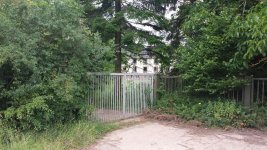 Tor zum alten Gelände.jpg Tor zum alten Gelände.jpg