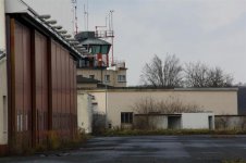 Langendiebach Hangars28 (Medium).JPG