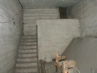13 Treppe zum Notausgang.JPG