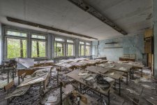 gasmask_classroom (2017) Kopie.jpg