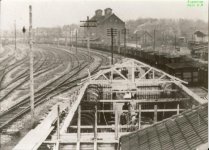 Blick von RT3 Bunkerbau Hintergrund rechts Raiffeisen Soest.jpg