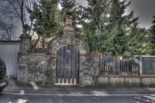 IMG_0082_3_4_tonemapped.jpg IMG_0082_3_4_tonemapped.jpg