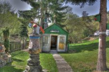 IMG_0061_2_3_tonemapped.jpg IMG_0061_2_3_tonemapped.jpg