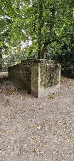 Tiefbunker Sternwartpark 5.jpg Tiefbunker Sternwartpark 5.jpg