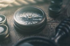compass-5137269_1280.jpg