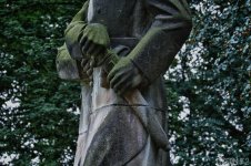 Kriegerdenkmal-12.JPG Kriegerdenkmal-12.JPG