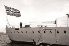 kreuzer-emden_amsterdam_1938 (2).jpg