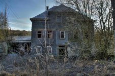 IMG_0001_2_3_tonemapped (Medium).jpg IMG_0001_2_3_tonemapped (Medium).jpg