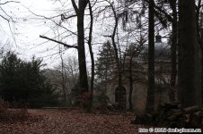 dark-places_Lenoir_Mausoleum_05.jpg