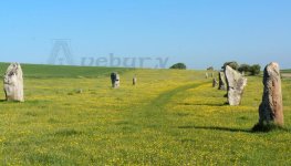 Avebury01.jpg