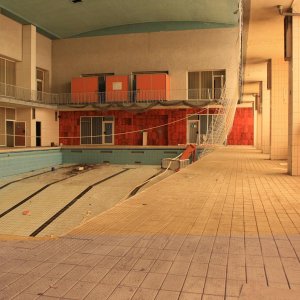 schwimmhalle1.JPG