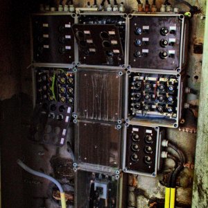 Fuse Box_HDR.jpg