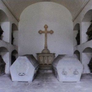 Mausoleum D..jpg
