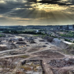 2015-07-04_20-17-08  Industriekomplex Luxemburg_040And5more_tonemapped.jpg