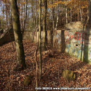 düsseldorf_gerresheim_erster_bunker_an_der_hagener_straße_beton_gebäude_0e62382819_600x450xcr...jpeg