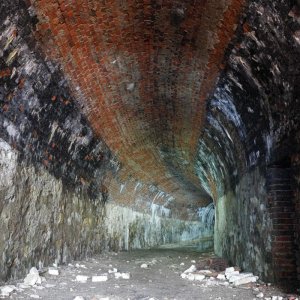 2016-04-08 tunnel und kalkofen in hilter (18).JPG