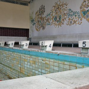 Schwimmhalle5.jpg