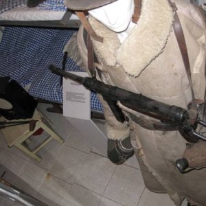 Soldat MP40-2.jpg