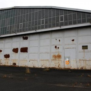 Langendiebach Hangars9 (Medium).JPG