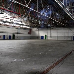 Langendiebach Hangars15 (Medium).JPG