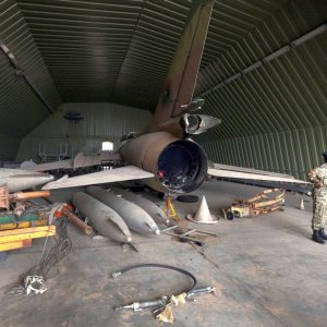 natour-hangar-offen.jpg