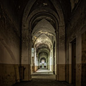 dark_asylum (2014).jpg