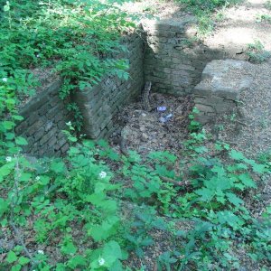 Fundament nördlich der Portakanzel.jpg