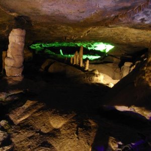 Schillat Höhle 024.jpg