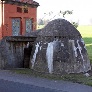 Kleiner Bunker Bergkamen 1.JPG