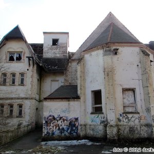 dark-places_sanatorium_A_05.jpg