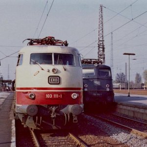 Soest111977mit103und110vorDZuegen.jpg