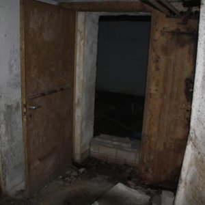 Stasi-Bunker9 (Medium).JPG