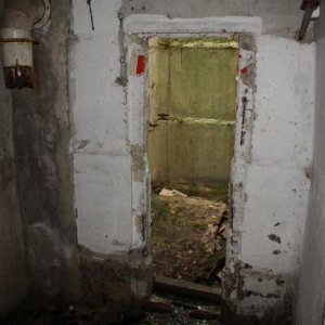 Stasi-Bunker11 (Medium).JPG