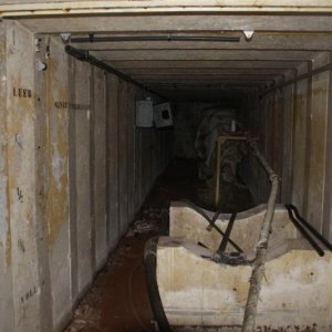 Stasi-Bunker16 (Medium).JPG