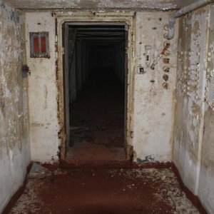 Stasi-Bunker26 (Medium).JPG