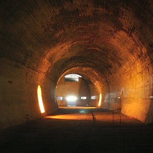 r 4.JPG