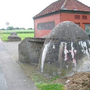 Splitterschutzzellen_rechts_links.jpg