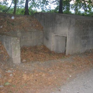 Bunker_Olymp_Riviera_Leptokaria_Katerini_Zugang_1.JPG