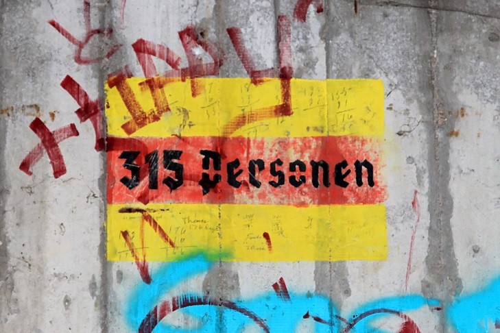 08_315Personen.JPG