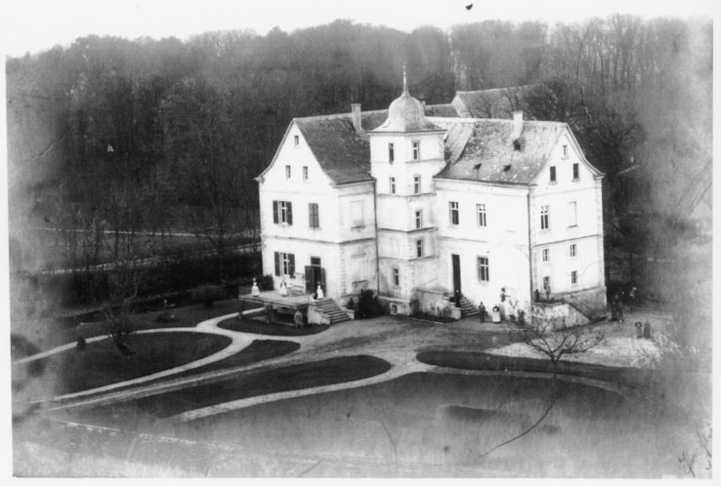 800px-Schloss_Stoermede_um_1900.jpg