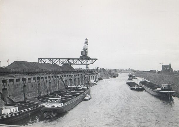 Blick in den Hafen.jpg