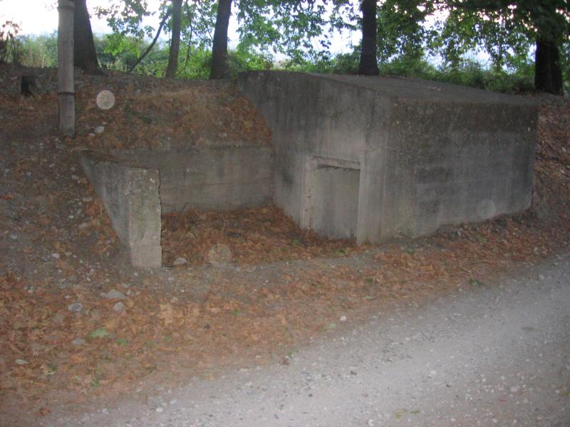 Bunker_Olymp_Riviera_Leptokaria_Katerini_Zugang_2.JPG