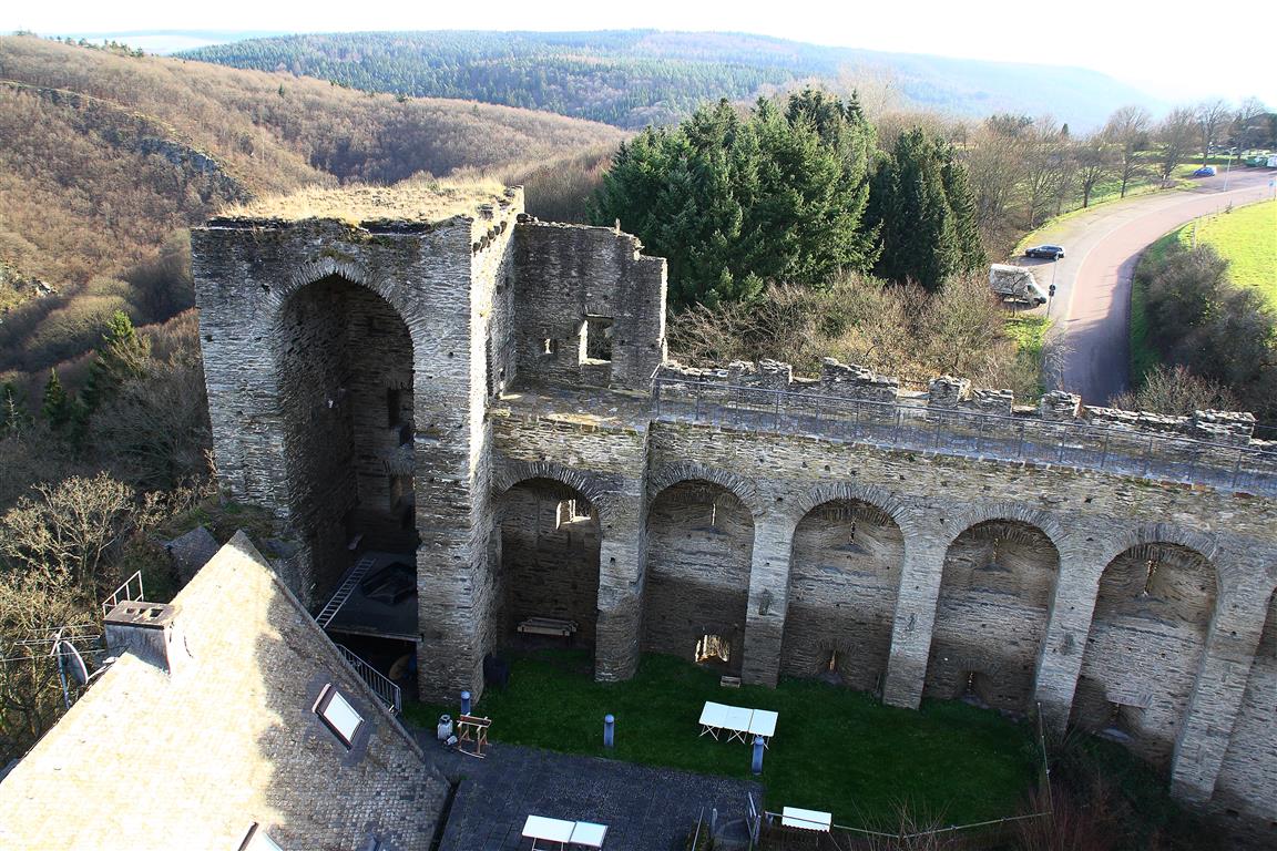 Burg Hohenstein39 (Medium).JPG