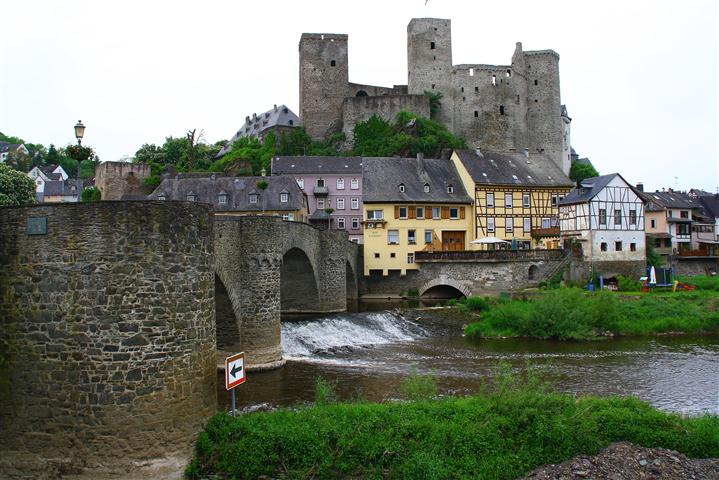 Burg Runkel1 (Small).JPG