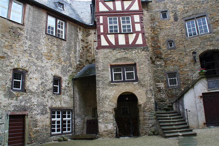 Burg Runkel14 (Small).JPG