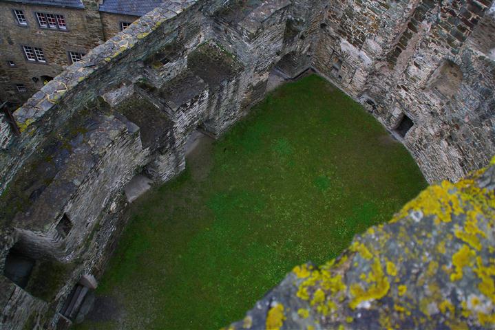 Burg Runkel48 (Small).JPG