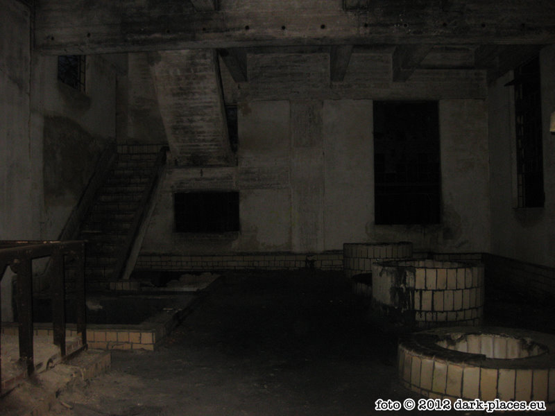 dark-places_muna_132.jpg